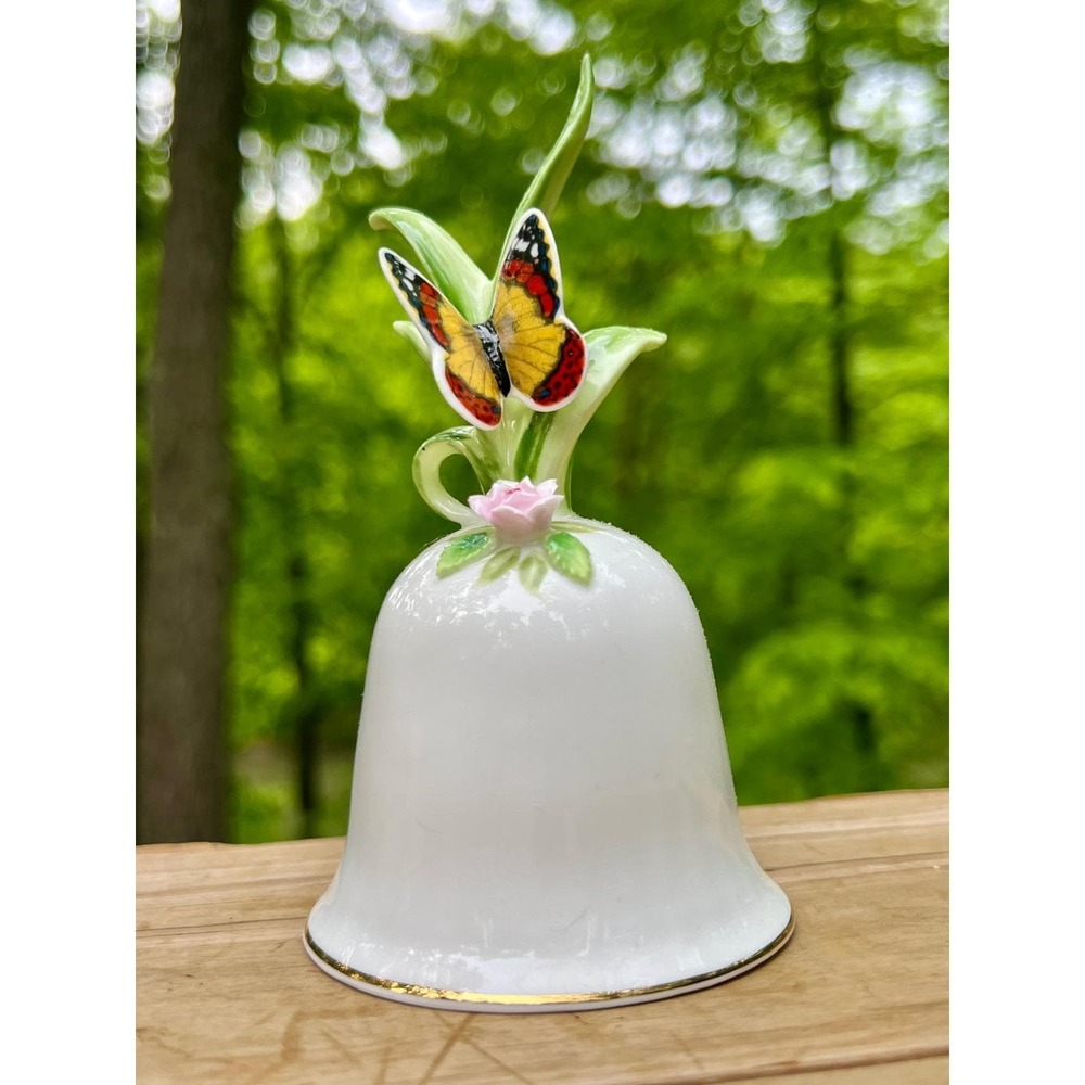 Vintage 1979 Enesco Maruri Masterpiece Butterfly Bone China Bell